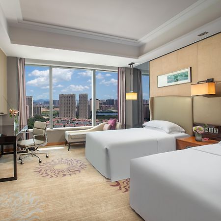 ホテル Crowne Plaza Huizhou By Ihg エクステリア 写真